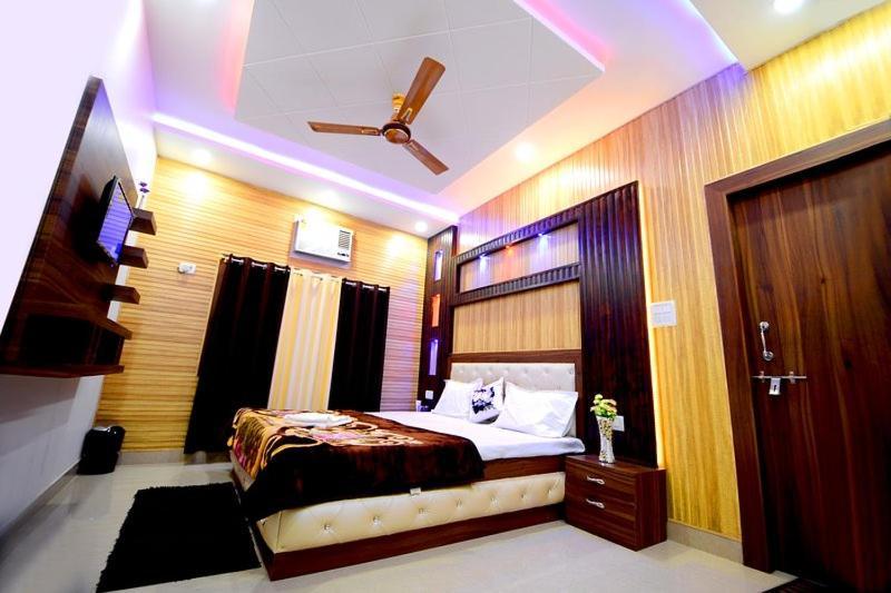 Taj Square A Luxurious Family Homestay Agra  Eksteriør bilde
