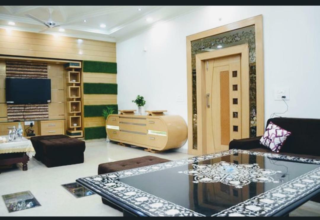 Taj Square A Luxurious Family Homestay Agra  Eksteriør bilde